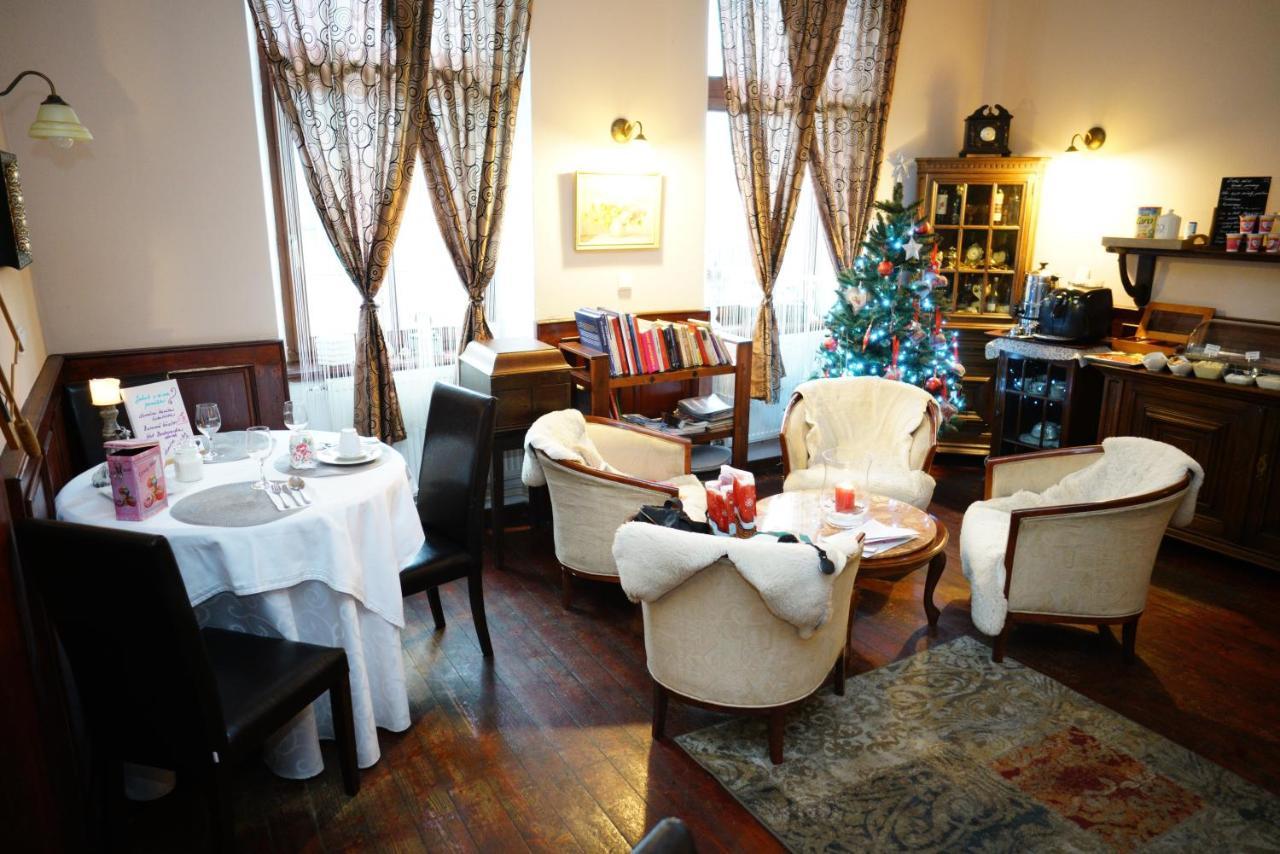 Penzion Restaurant Jakub ポプラト エクステリア 写真